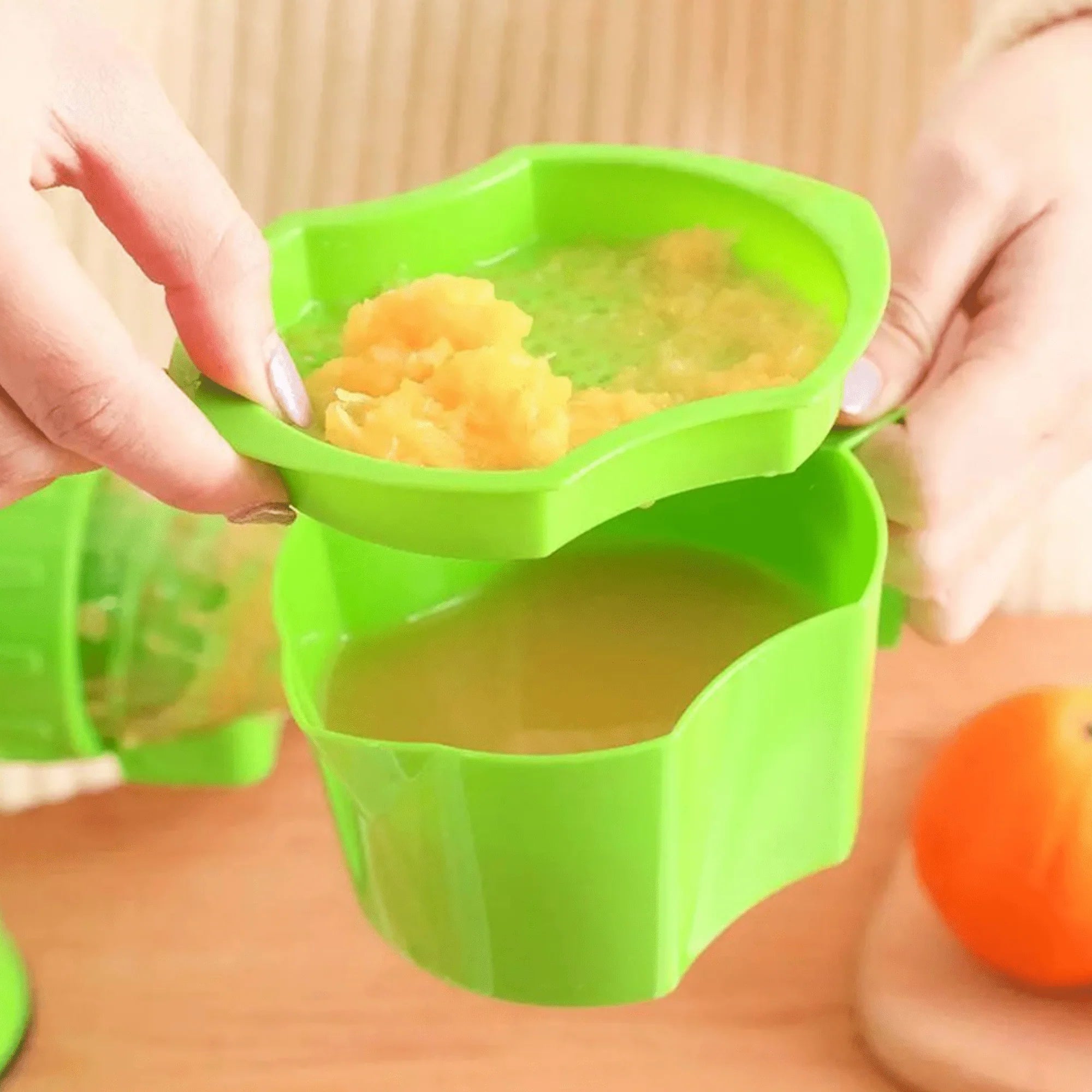 4u1 Sjecko i Ručni Sokovnik "OBO King" - Višenamjenski uređaj za svježe napitke i pripremu hrane