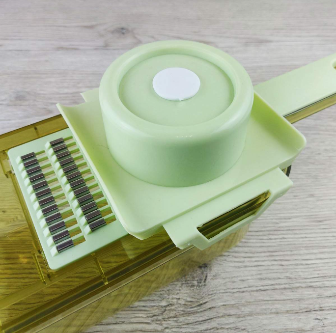 MULTIFUNKCIONALNI SJECKO – BRZINA, PRECIZNOST I RED U KUHINJI! 🔥