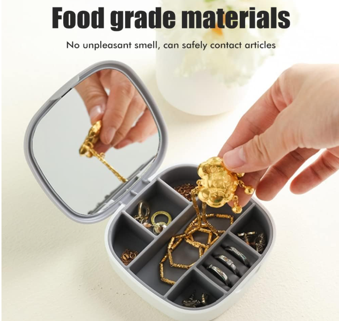 💎 Travel Jewelry Box – Mini kutija za nakit sa ogledalom