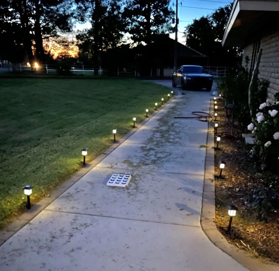 🔥 SOLARNE LED LAMPE ZA VRT (SET 6 KOM) – BESPLATNA RASVJETA KOJA PRAVI ATMOSFERU! 🔥