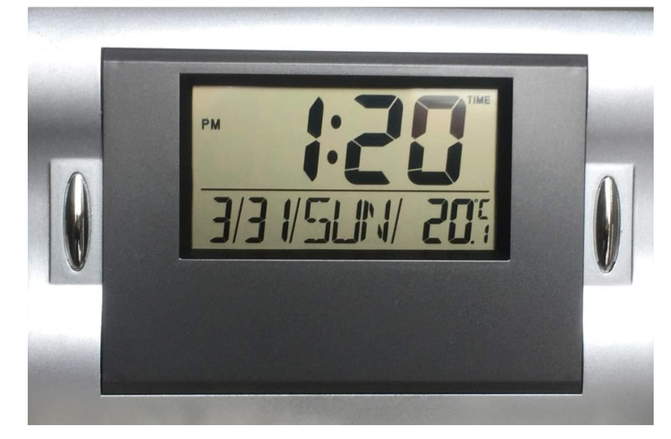 ⏰ DIGITALNI SAT – PAMETAN, JASAN I NEZAOBILAZAN U SVAKOM DOMU!