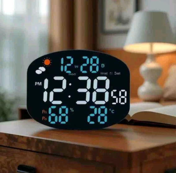 🔥 LED DIGITALNI SAT SA DALJINSKIM – KONTROLA VREMENA NA VIŠEM NIVOU!