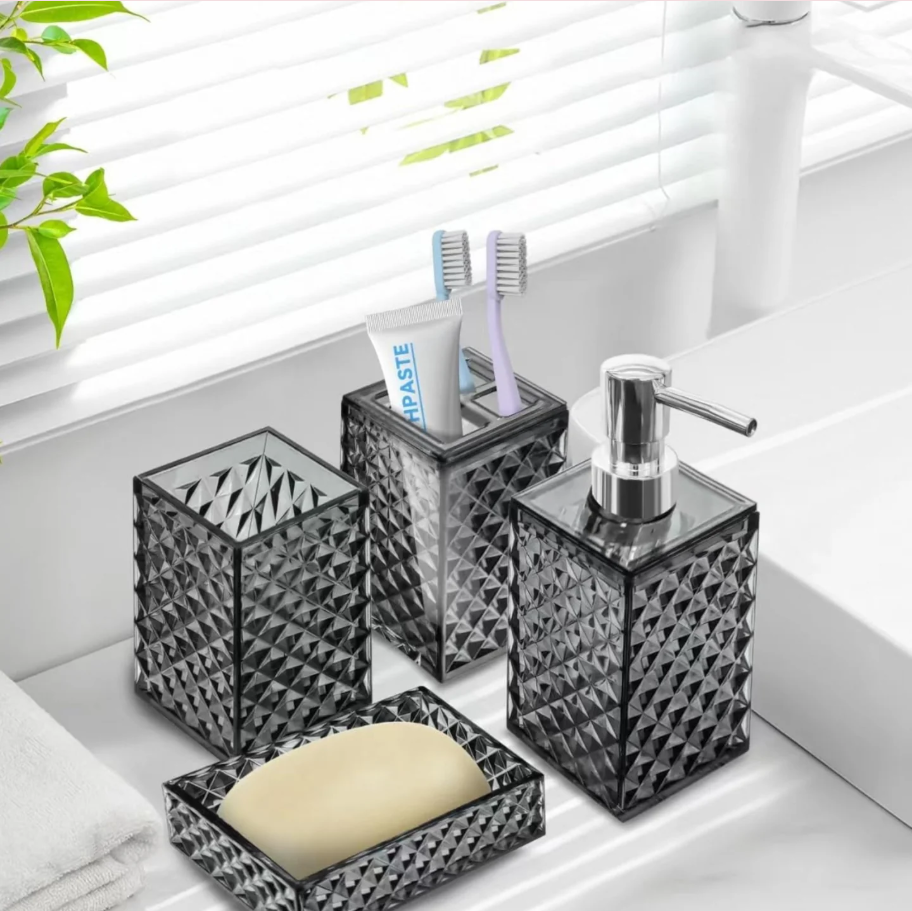 🛁 4u1 SET ZA KUPATILO – PLAVI DIJAMANT DIZAJN (DOZATOR + DRŽAČ + ČAŠA + SAPUNICA)