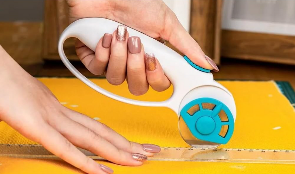 ✂️ 45MM ROTACIONI REZAČ ZA TKANINU – PROFESIONALNA PRECIZNOST U SVAKOM REZU 🧵