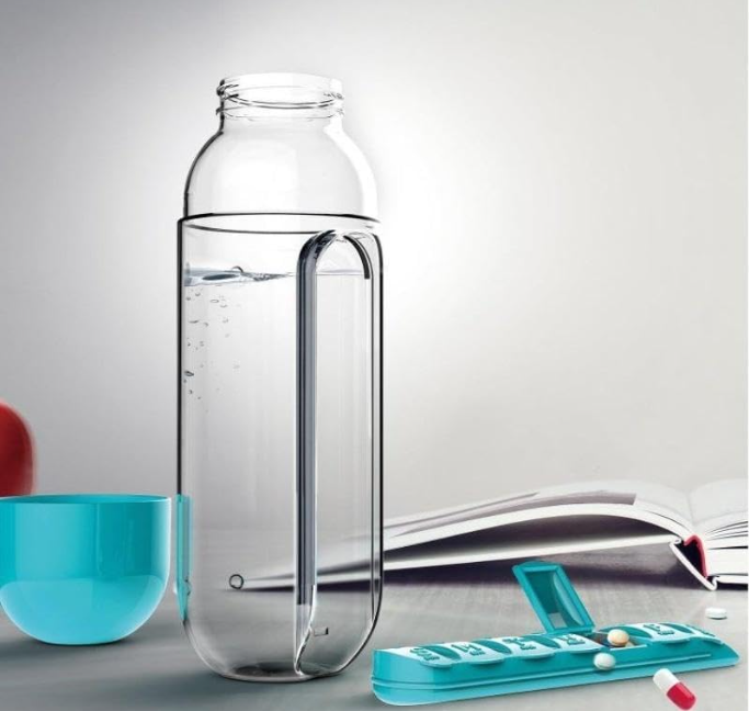 💊 BOCA ZA VODU 600 ML SA ORGANIZATOROM TABLETA ZA 7 DANA – PRAKTIČNO RJEŠENJE 2U1! 💧