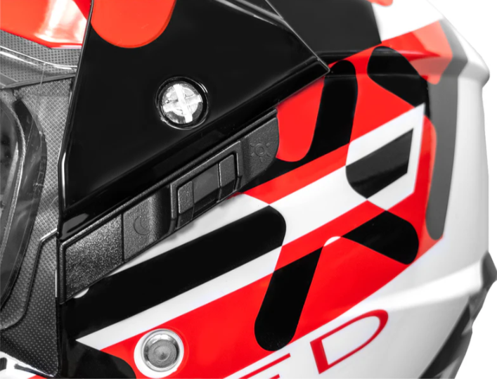 🏍️🔥 CROSS KACIGA ZA MOTOR SA INTEGRISANIM NAOČARIMA – VELIČINA XL 🔥🏍️