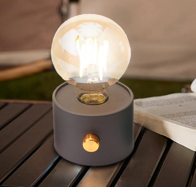 🏕️✨ VINTAGE LED LAMPA – RETRO ŠARM + TOPLA ATMOSFERA!