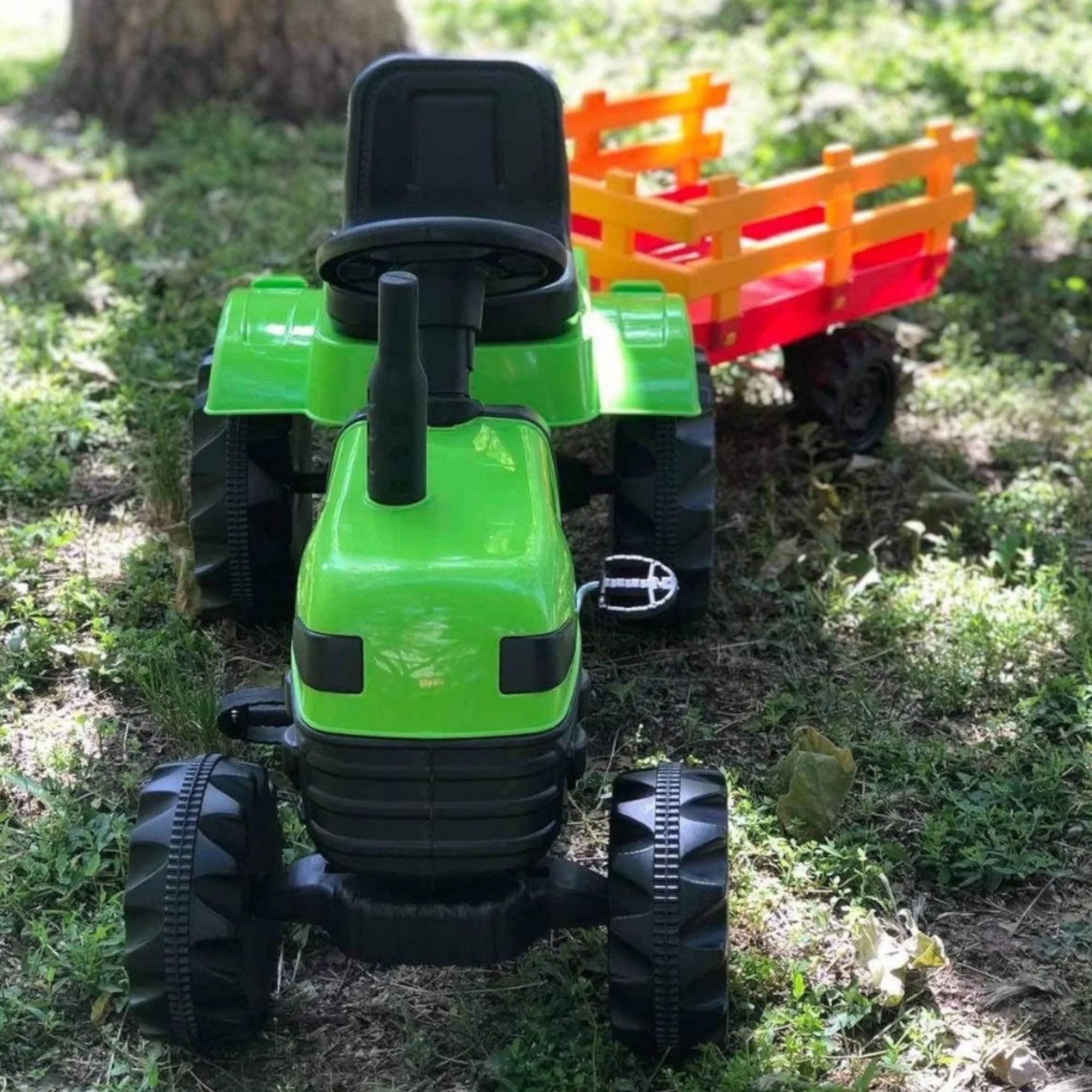 🚜 Dječji Traktor na Pedale s Prikolicom – Avantura Počinje Ovde!