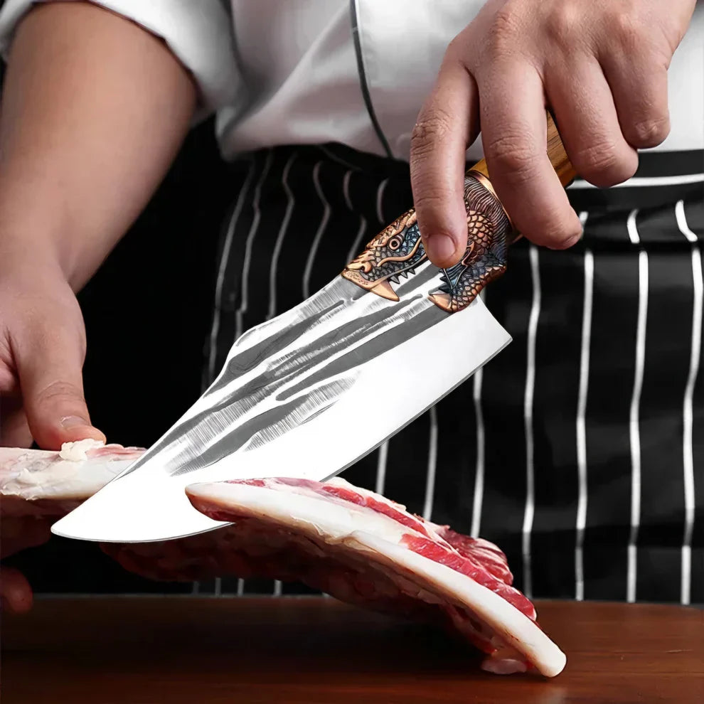 Dragons Edge – Nož s Oštricom Zmajeve Moći