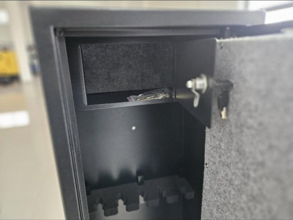 SEF ZA ORUŽJE — Veliki (do 5 puški)