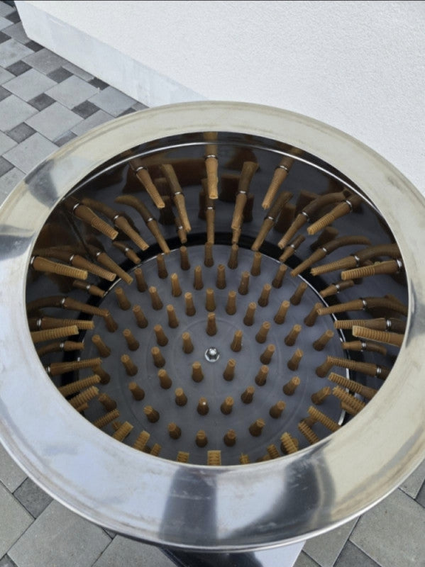 MAŠINA ZA PERUTANJE PILIĆA 1500W – 96% EFIKASNOST