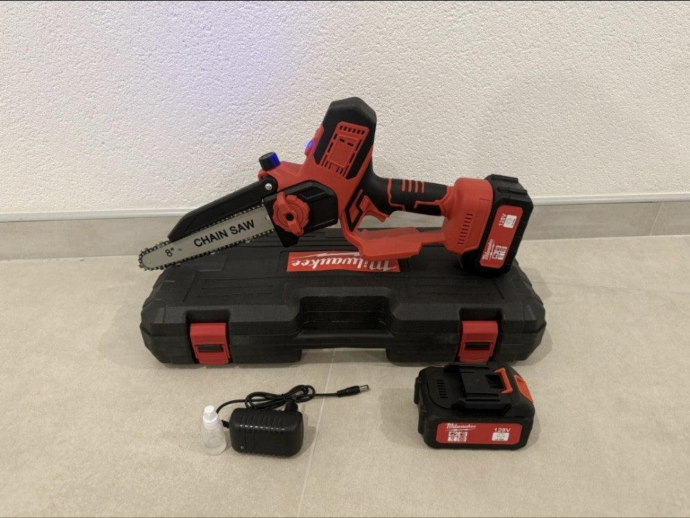 AKU PILA / MOTORNA PILA MILWAUKEE 8'' – SNAGA, KONTROLA I PRECIZNOST 🔥