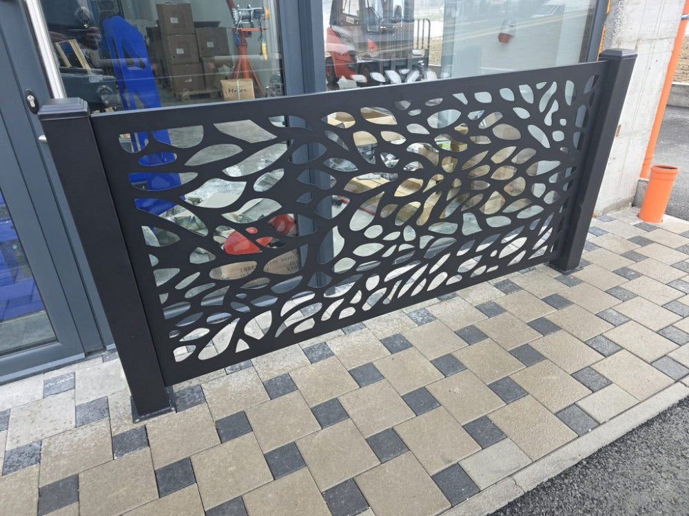 🔥 METALNA OGRADA CNC REZANA 200×100 cm SA STUBOVIMA – PREMIUM IZGLED & MAKSIMALNA SIGURNOST 🔥