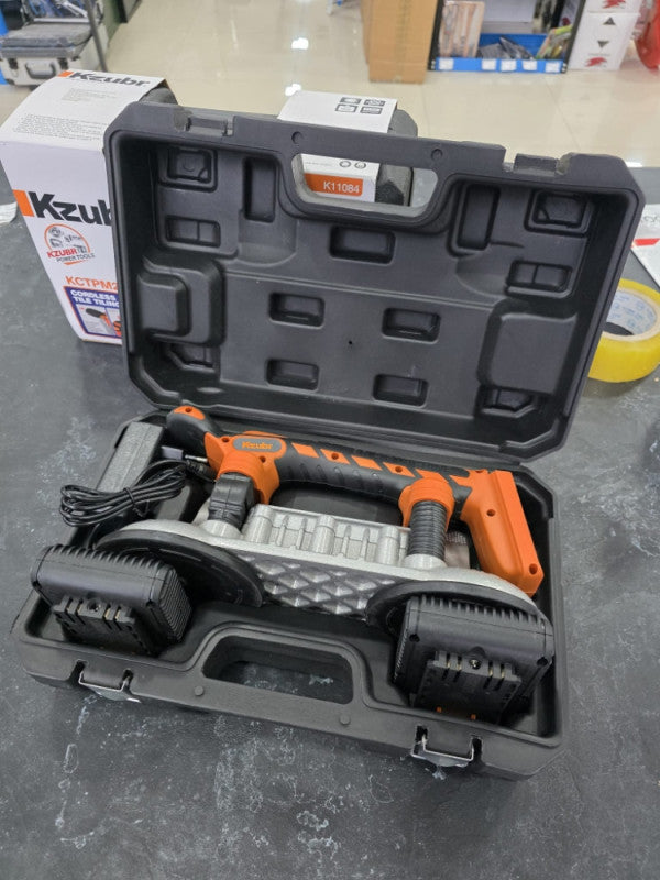 AKU  PROFESIONALNi VIBRO-VAKUM ZA VELIKE PLOČICE