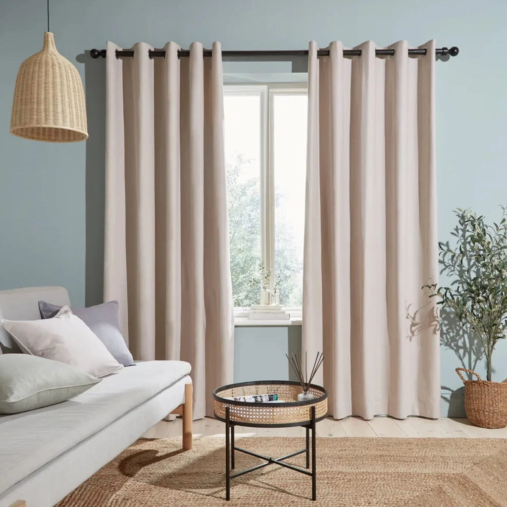 Paravani za Prozor – Savršen Spoj Stila, Privatnosti i Elegancije