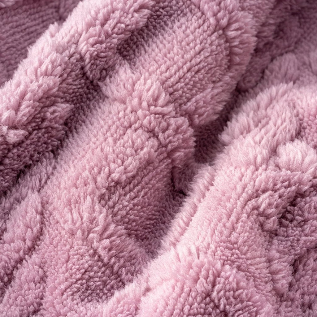 Luksuzne Plišane Deke s Krznom za Udobnost i Stilin (200x230 cm)