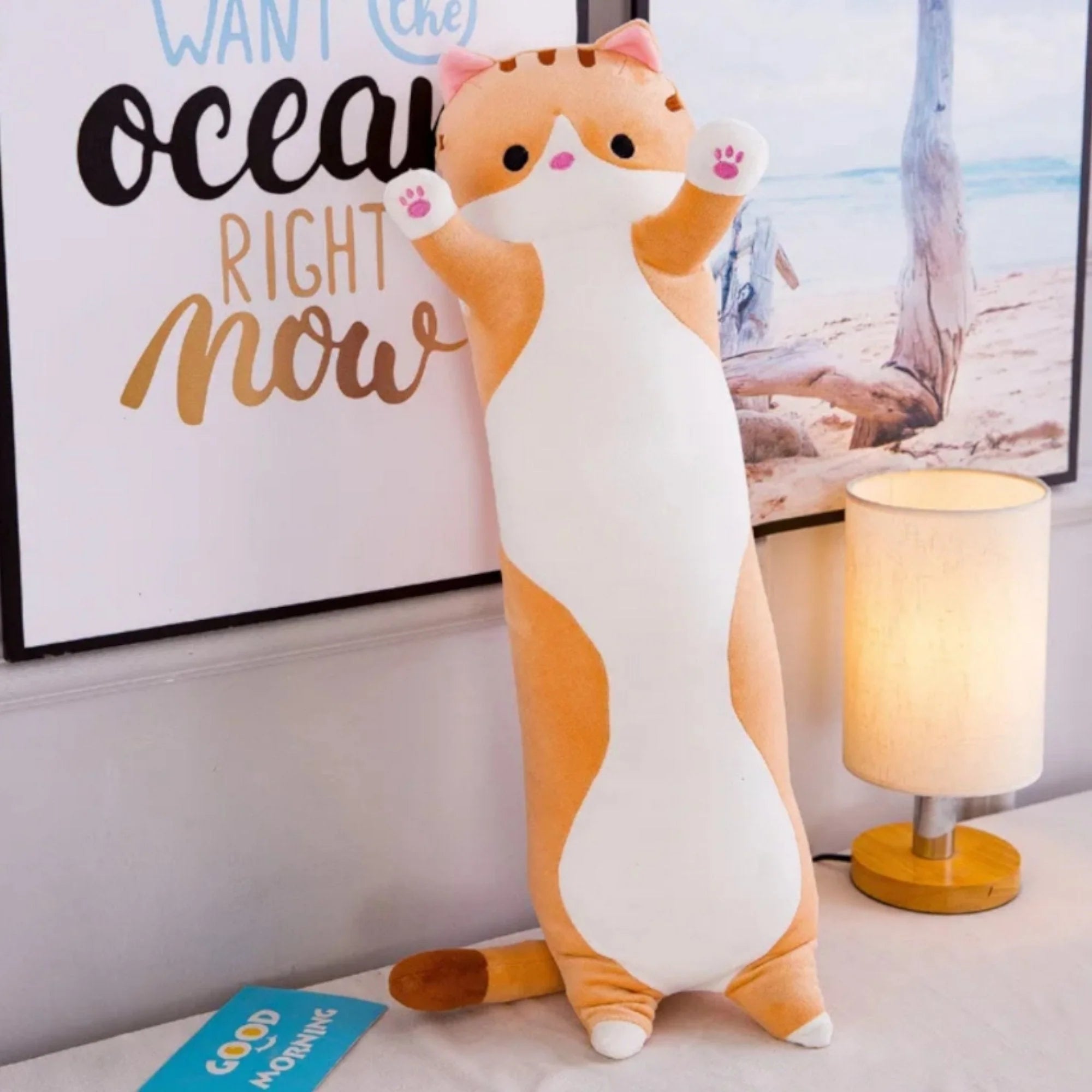 💤 Otmjeni Plišani Jastuk – Udobnost, Sigurnost i Zagrljaji Svake Noći