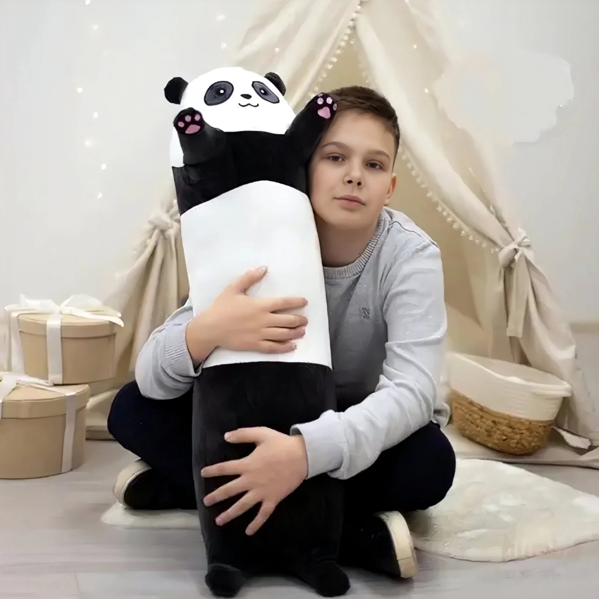 💤 Otmjeni Plišani Jastuk – Udobnost, Sigurnost i Zagrljaji Svake Noći