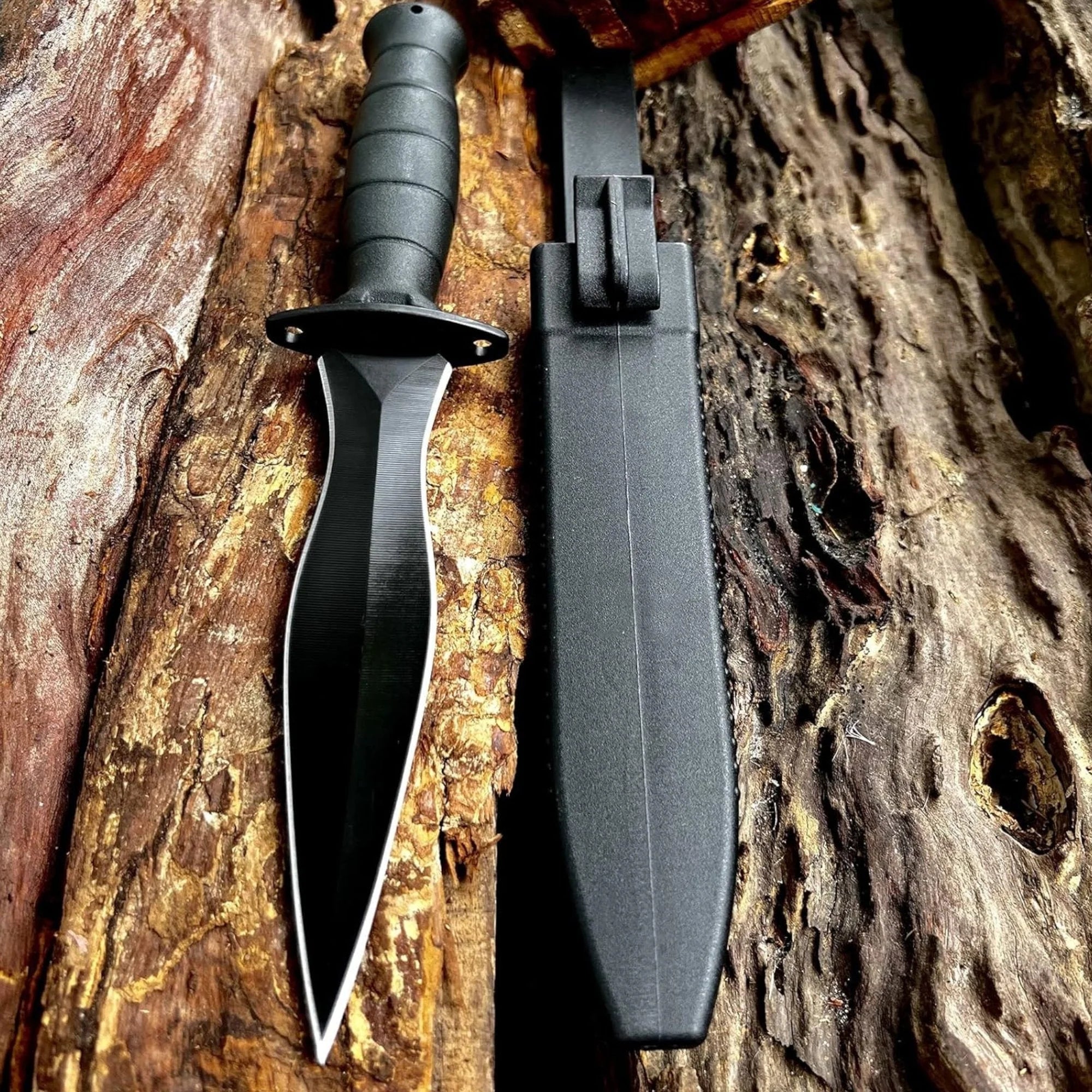 ⚔️ Outdoor Taktički Nož – Dizajn, Snaga i Pouzdanost za Svaku Avanturu